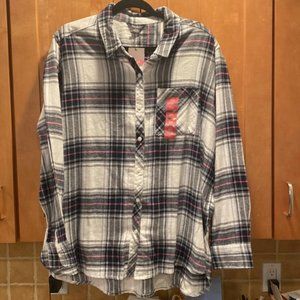 Eddie Bauer black and pink plaid on white background high low flannel shirt XXL